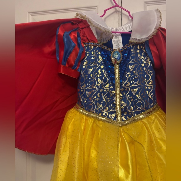 Disney Snow White official Red and Blue Gown Princess Costume - Picture 2 of 5